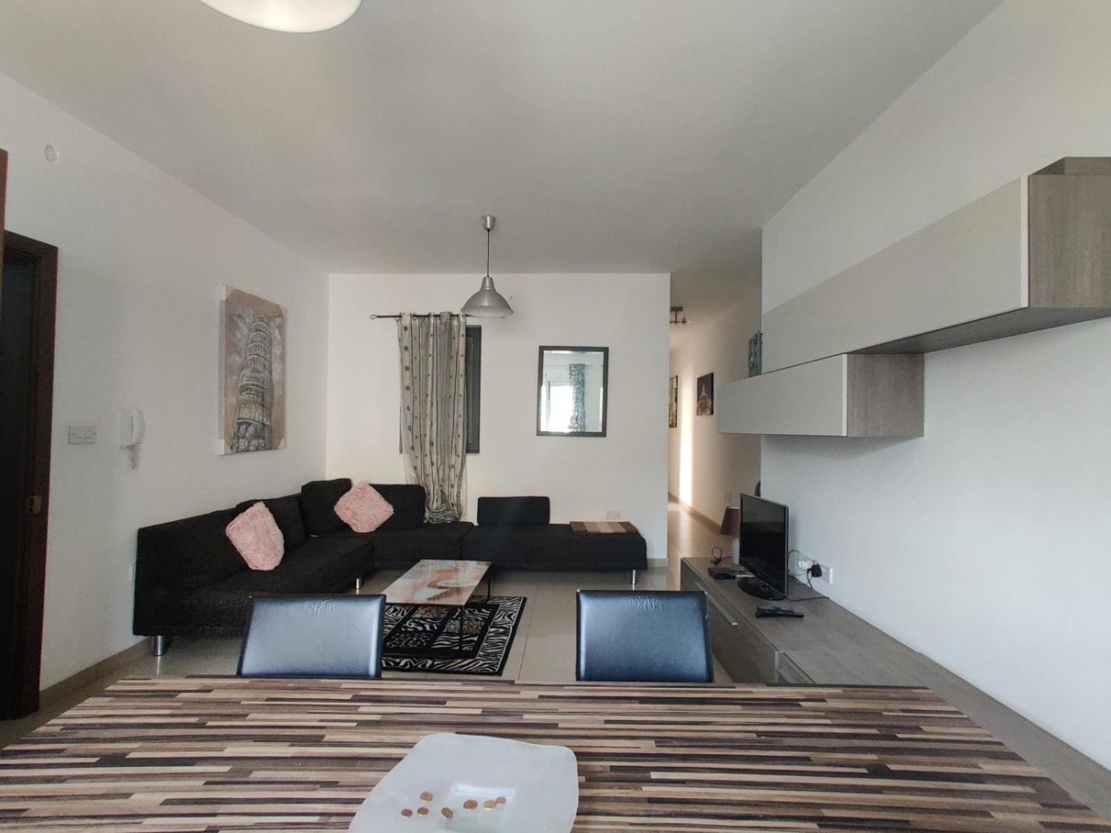 St Julians Sliema 3 Minutes Walk From Promenade 3 Bedroom Apartment Buitenkant foto
